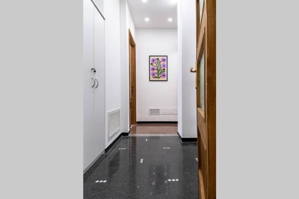 Apartamento Largodoria - Viaarchivolto, Box Auto Privato Incluso Albenga Exterior foto